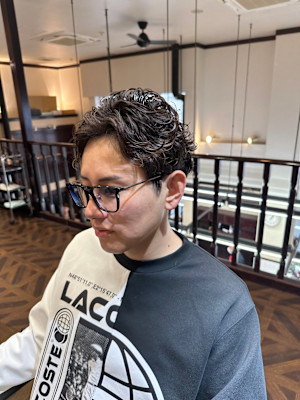 大人清潔感ショート×ニュアンスパーマ