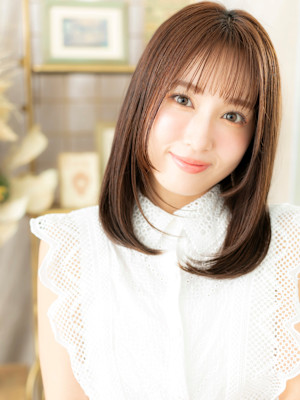 シースルーバング小顔ブリーチなしダークブラウン顔周りカットb