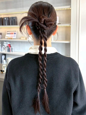 結婚式へア 編み下ろしアレンジ カチモリ ヘアセット 20代