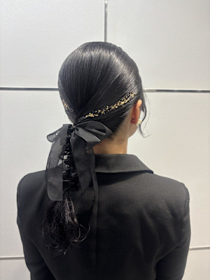 《矢崎萌々》タイト編みおろし/ローポニー/大宮