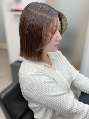 大人可愛い。ぱつっと外ハネボブ