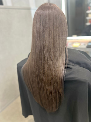 Rino港店  髪質改善縮毛矯正白髪染め×スタイル