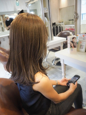 アッシュカラーセミロング