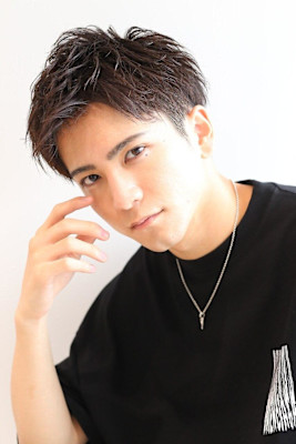 刈り上げショートヘア