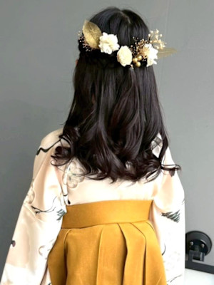 ハーフアップスタイル 和装アレンジ 卒業式 ゆるふわ 袴