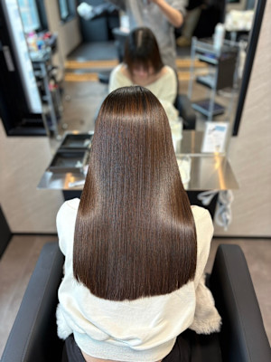 YUZA grow HAIR ブリーチ縮毛矯正髪質改善