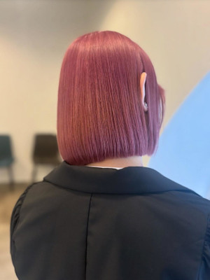 ピンクカラー/ハイトーンボブ/髪質改善