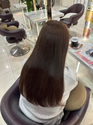 ナチュラルストレートロング