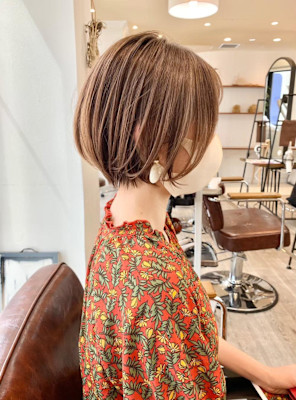 ◇大人可愛い40代50代60代ショートボブ白髪ぼかし