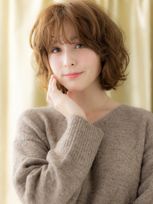 オレンジベージュブリーチなしゆるふわボブパーマ30代40代