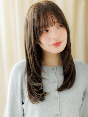 美髪グレージュアッシュ顔周りカットレイヤーロング30代40代