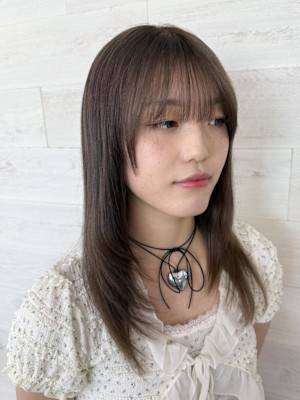 透明感ベージュ/ブリーチ