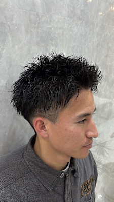 アップバングショート