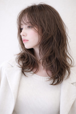 ブロッサム　東武練馬「髪質改善/脱白髪染め/ハイライト」