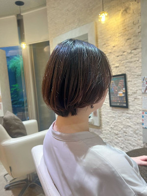 ショートボブ