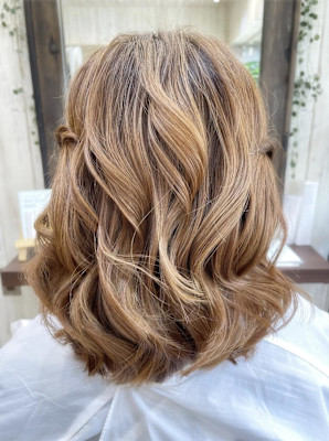 ハーフツインボブ