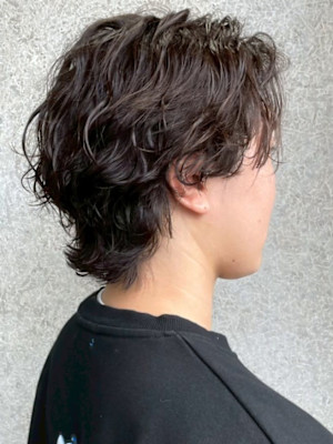 ミディアムウルフ ニュアンスパーマ 束感 メンズパーマ