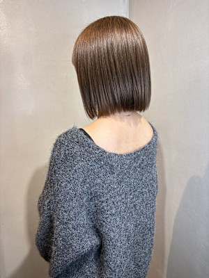 【bebe】ダブルカラー/透明感カラー/オリーブベージュ/髪