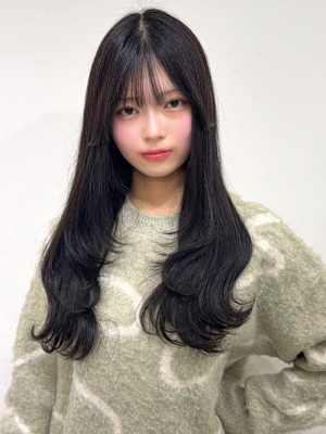 顔周りレイヤー シースルーバング 韓国風ヘア 艶髪 美髪