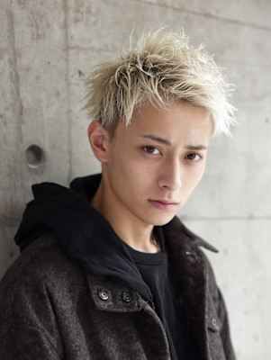 【ホワイトブロンド】スパイキーショート×極上ハイトーン