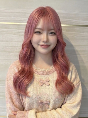 《矢崎萌々》ピンクカラー/ブリーチカラー/大宮/韓国