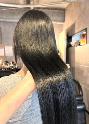 《鈴木茉奈》ブルーブラック/BYKARTE/艶カラー