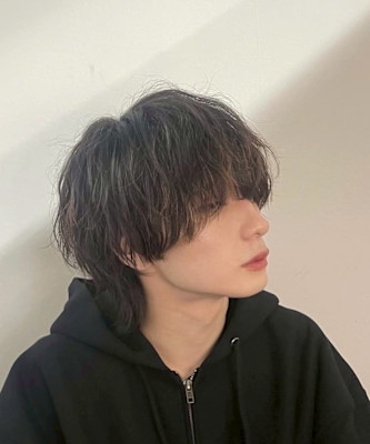 メンズウルフカット