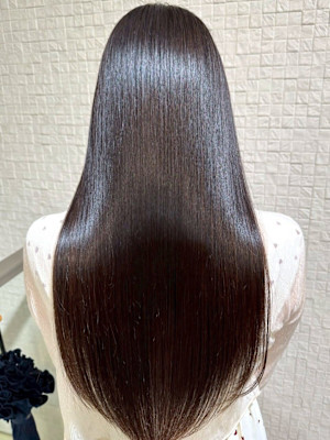 艶ストレート ダークブラウン 髪質改善 ロングヘア 20代