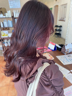 インナーカラー/ピンクカラー/ブリーチカラー/レイヤーカット