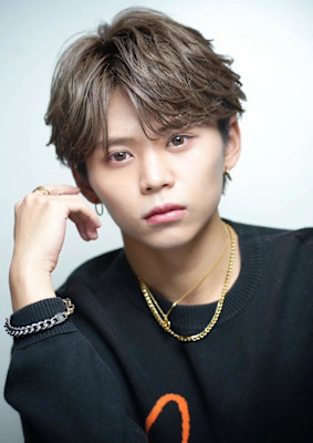 フェザーパーマフェザーショートコンマバングセンターパート