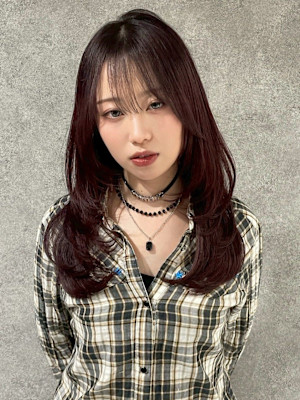 ナチュラルブラウン 顔周りレイヤー 韓国ヘア 前髪