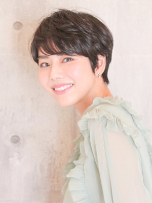 前下がりショート・ボブ/絶壁解消/前髪あり/40代/30代