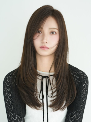 HCレイヤー×セミロングスタイル