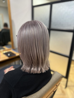 ラベンダーうすベージュ