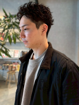 アップバング ビジネス 30代 メンズパーマ ツーブロック