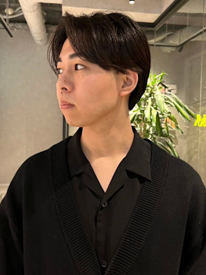 センターパート マッシュショート ツーブロック 20代30代