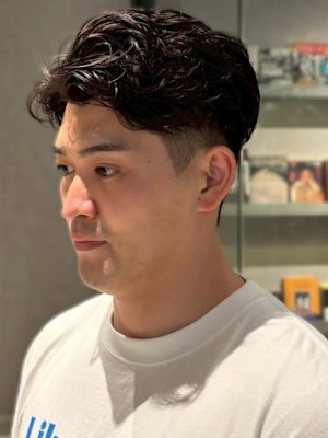 ビジネス 30代 アップバング 眉毛カット ニュアンスパーマ