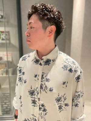 メンズカット ベリーショート ニュアンスパーマ 束感 20代