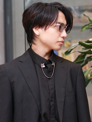 ストレート　レッドブラウン　マッシュウルフ　爽やか　20代