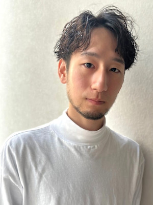 30代40代　メンズショート　ニュアンスパーマ　爽やか