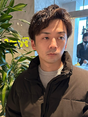 アップバング　メンズショート　ビジネスマン