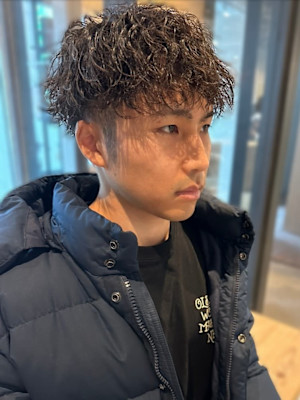 20代30代　ツーブロック　マッシュ　ツイストスパイラル