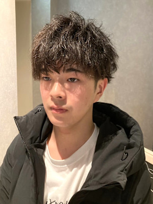 マッシュショート　ツイストスパイラルパーマ　ツーブロック