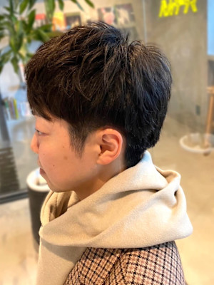 メンズショート　黒髪　ツーブロック　まっ種ショート　爽やか