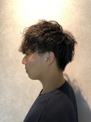 波打ちパーマスタイル