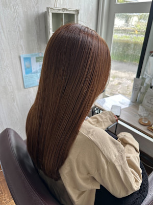 艶髪ストレート/美髪ロングヘア/ベージュブラウン/モカブラウ