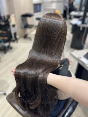 Mako シアーグレージュ　透明感　暗髪 銀座 東銀座