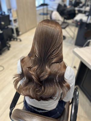 Mako チョコレートベージュ ブリーチなし 透明感 銀座