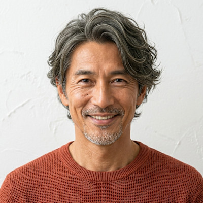 白髪ぼかし×大人パーマで叶える、50代の大人の遊び心