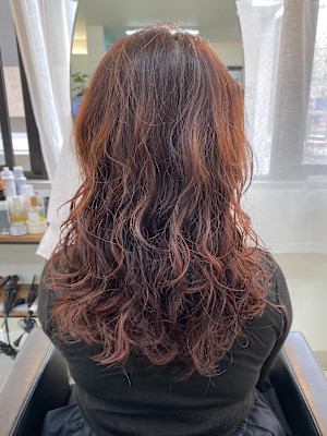 ロングレイヤー　ウェーブスタイル